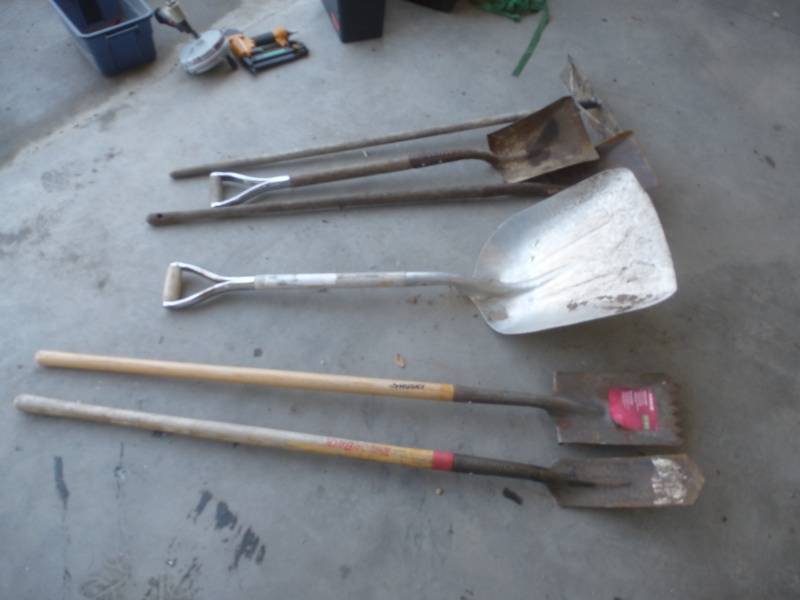 Assorted Shovels