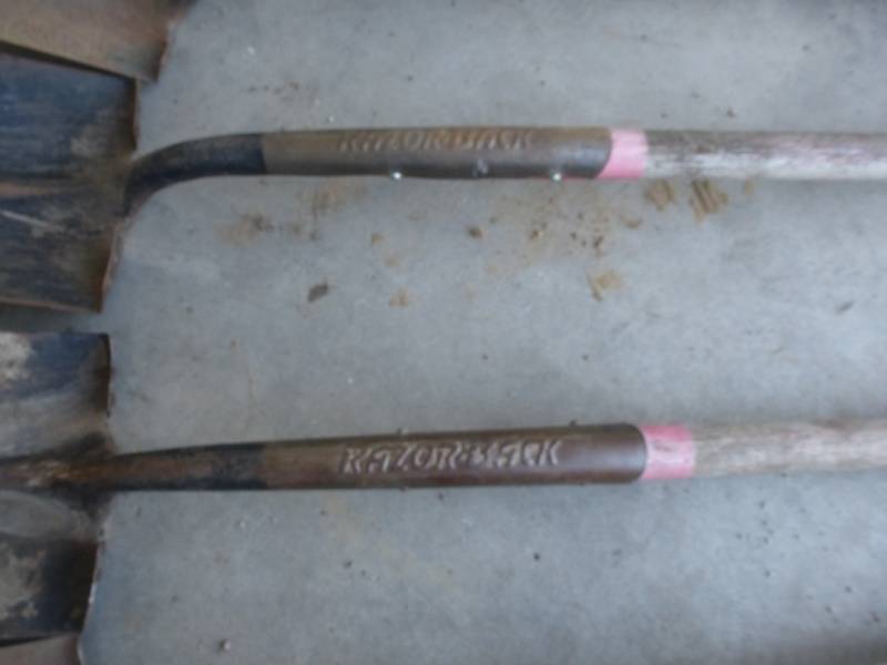 Razor Back Sand Shovels
