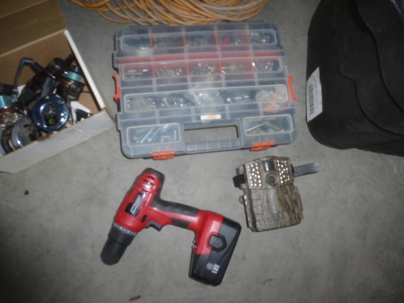 Tote Drill, Cord, Assorted Fishing Reels