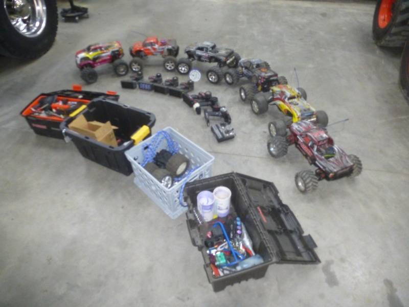 Traxxas Truck Racing