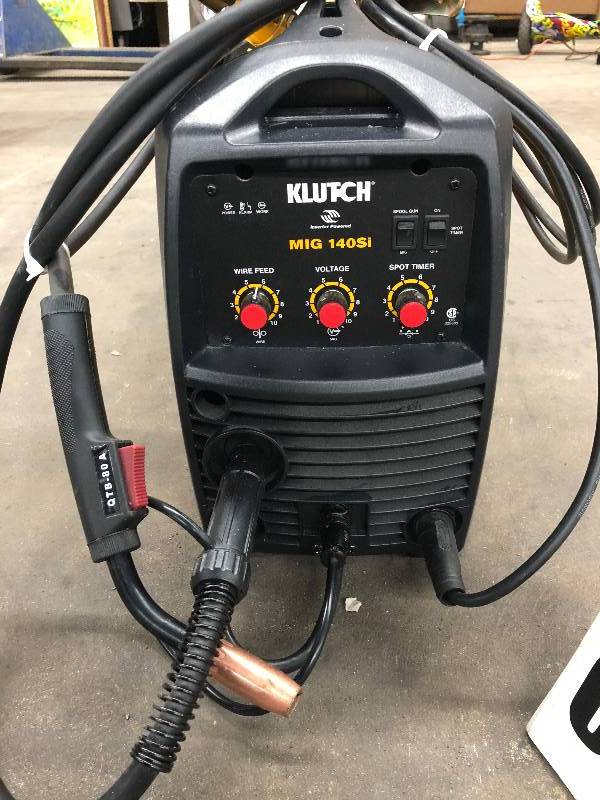 lot 5 image: KLUTCH Flux-CoreMIG Welder