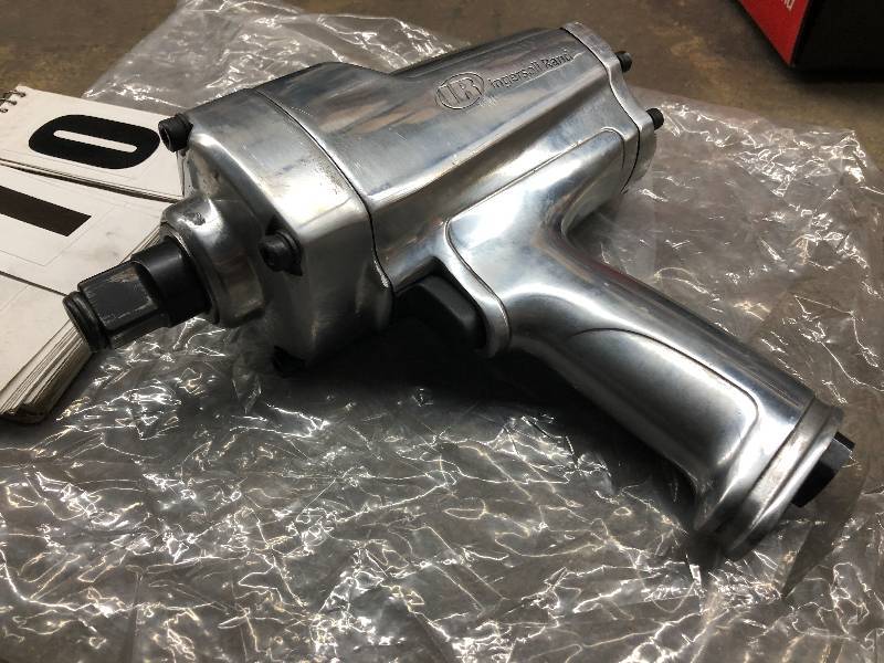 lot 10 image: Ingersoll Rand 259 Air Impact Tool - 34 Drive