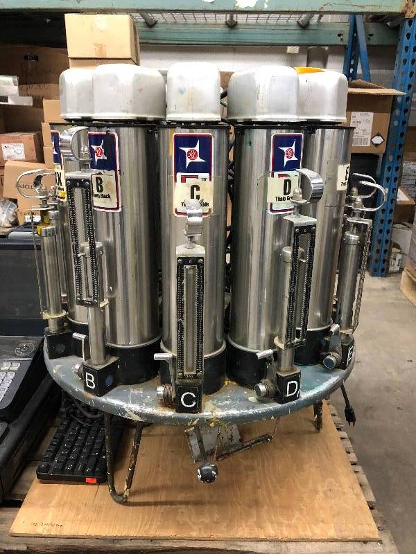 lot 25 image: Commercial Paint Color Dispenser Machine with Extras