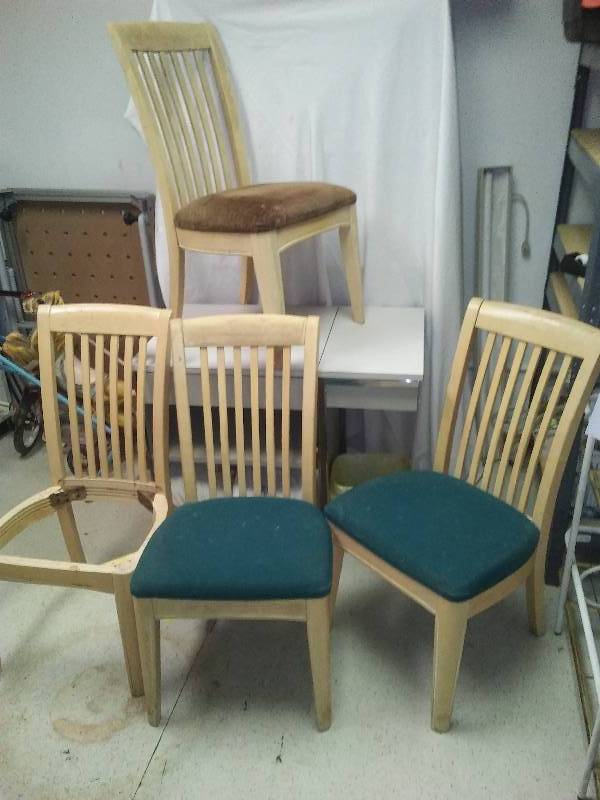 lot 106 image: Vintage Chairs (4) Sturdy