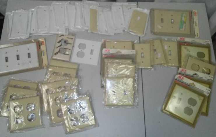 lot 120 image: Variety of Electrical Faceplates