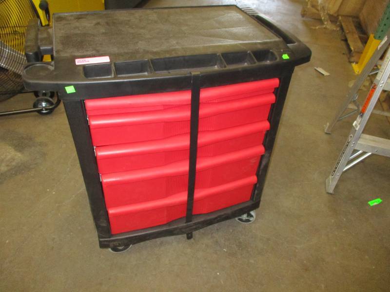 Rubbermaid Mobile ToolBox