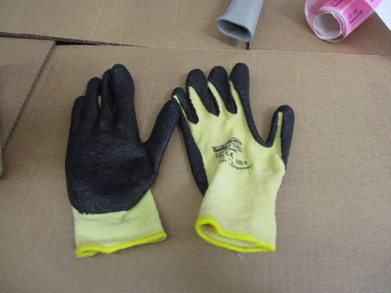 Dipped Cut Resistant Gloves