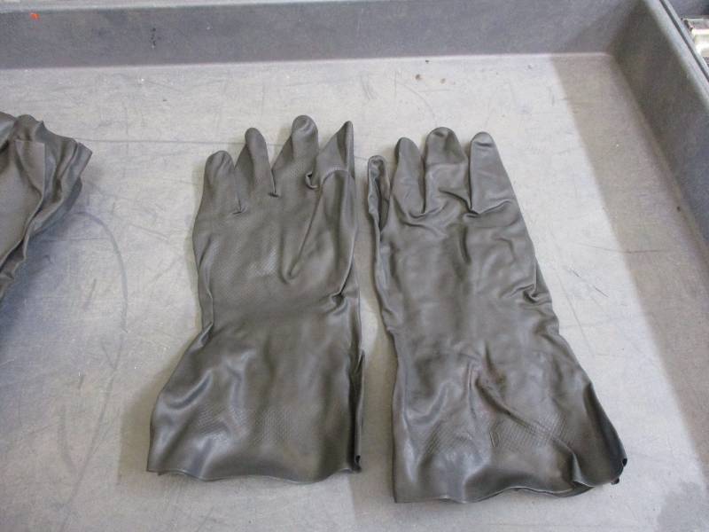 Rubber Gloves