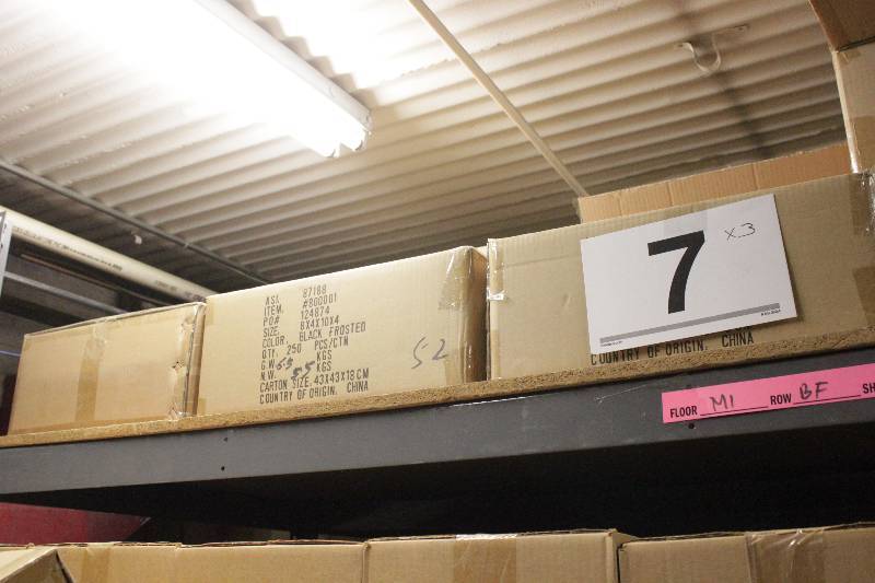 750 8 x 4 x 10 Black Frosted Plastic Handled Bags