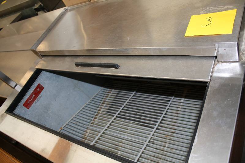 lot 3 image: Superior Beverage Air Top Load Single Door, RunsCools