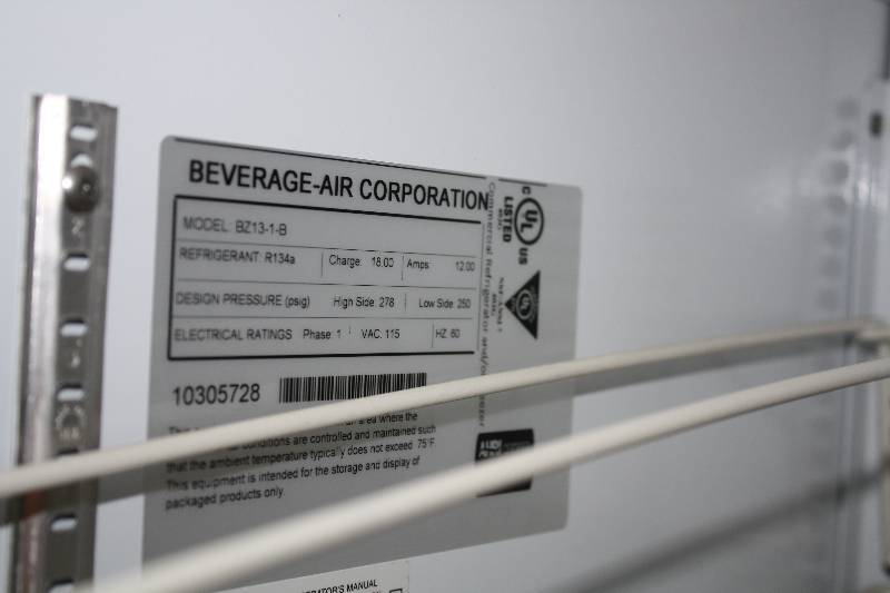 lot 20 image: Beverage-Air, Mod #BZ13-1-B, open face refrigerated merchandiser, NSF-7, SN 10305728, 115 volts, 12a , RunsCools