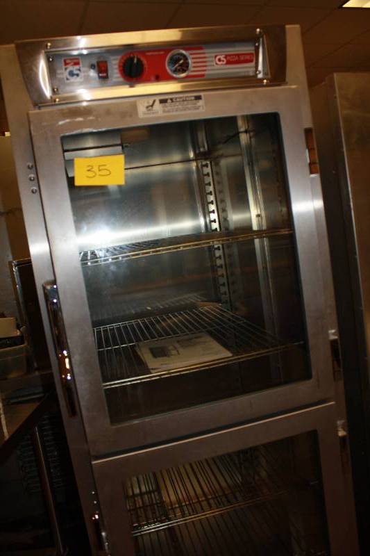 lot 35 image: Metro C5 6 Series Heated Cabinet