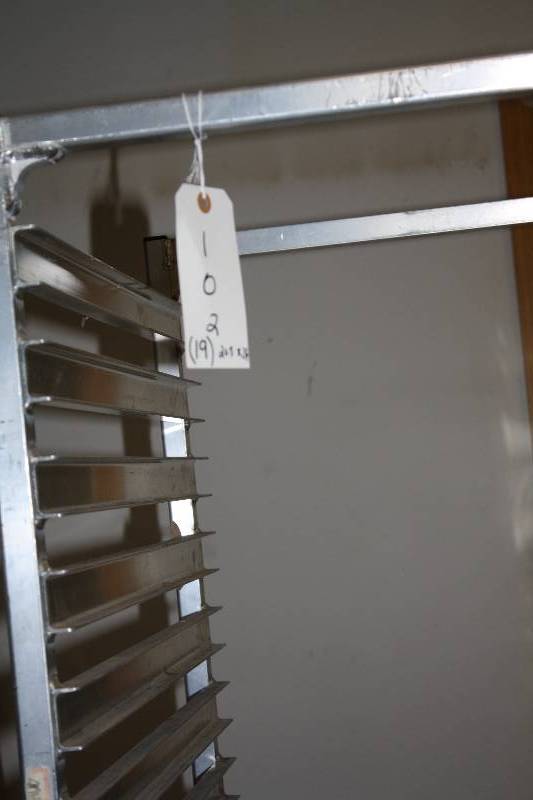 lot 102 image: Bun Pan Rack 19 slot