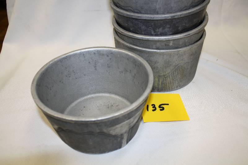 lot 135 image: Wilton Cast Alluminum