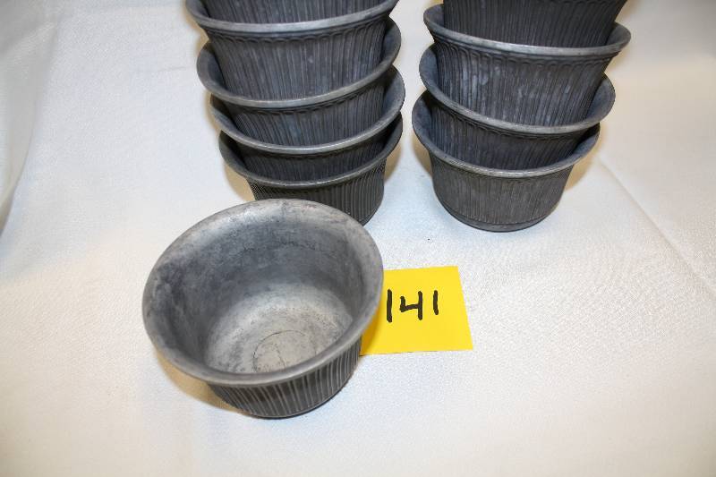 lot 141 image: Wilton Cast Alluminum