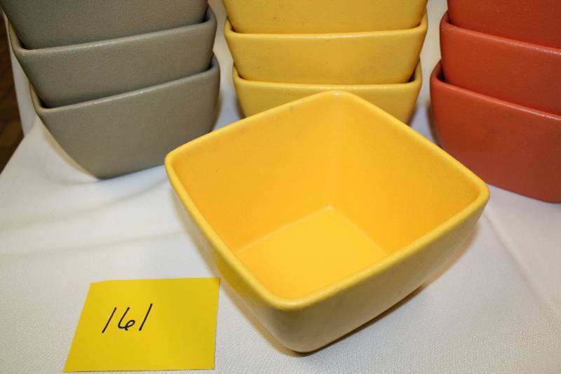 lot 161 image: Decorative Containers