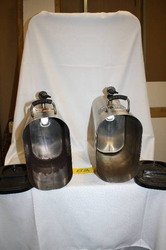 lot 82 image: Tea Dispensers