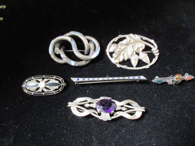 lot 351 image: ANTIQUE STERLING 6 PIECE PIN COLLECTION