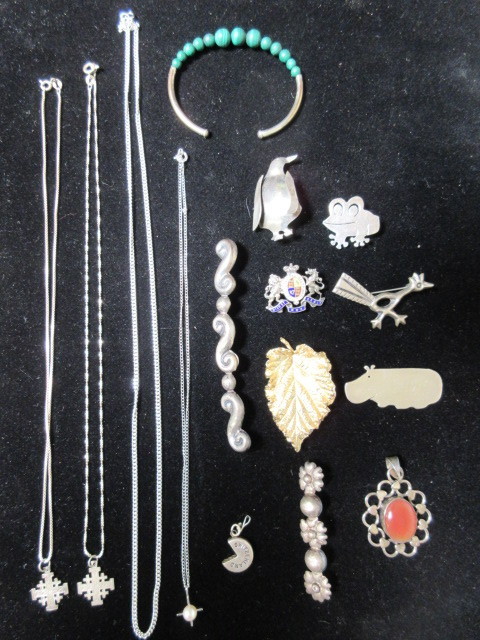 lot 352 image: STERLING .925 JEWELRY
