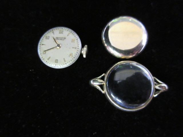 lot 362 image: 14K VINTAGE TISSOT SWISS WATCH