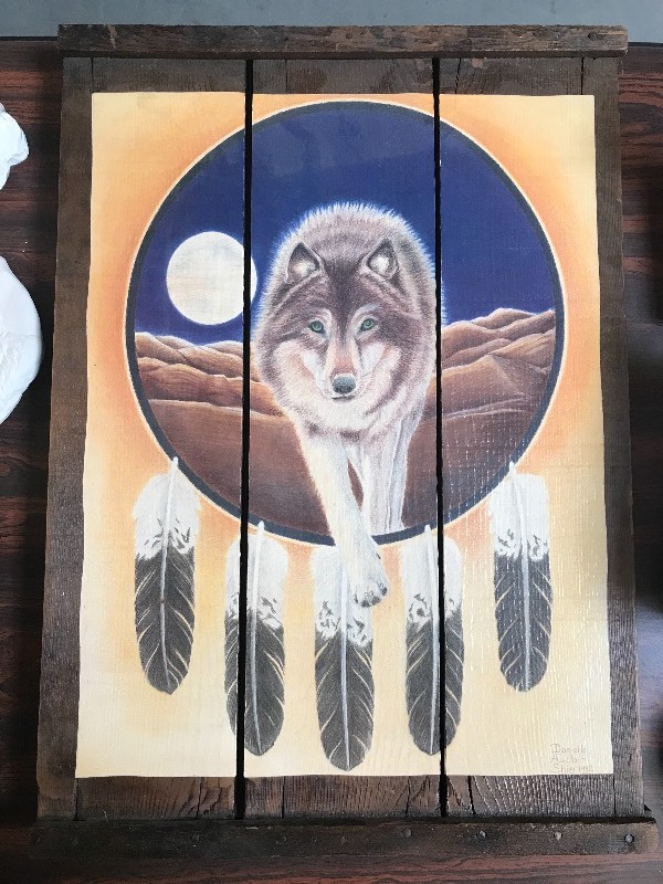 WOODEN WOLF WALL HANGING