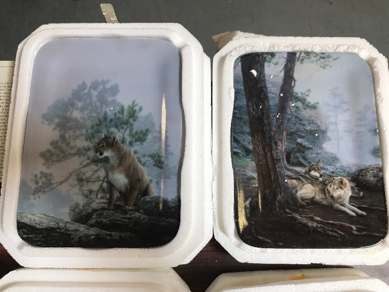 7 WILDLIFE COLLECTOR PLATES