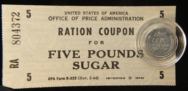 US WWII STEEL WAR CENT IN AIRTITE WITH AUTHENTIC WAR RATION COUPON 5 LBS SUGAR