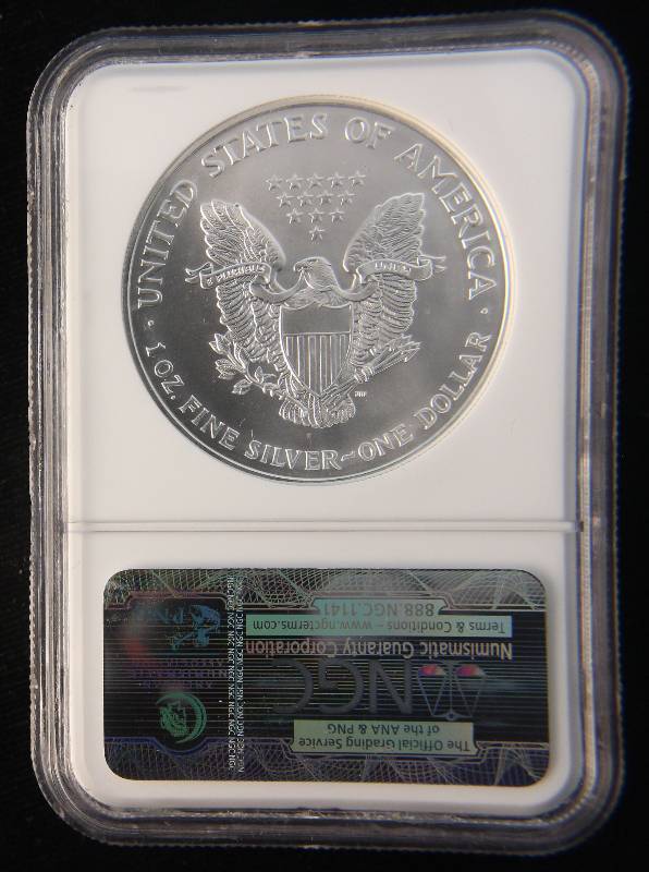 1998 AMERICAN SILVER EAGLE 1 TROY OZ. .999 FINE SILVER MS69 NGC