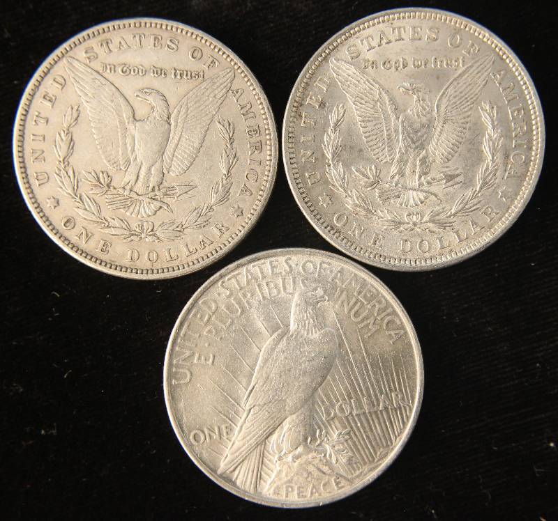 3 SILVER DOLLARS 1883, &1921 MORGANS & A 1922 PEACE