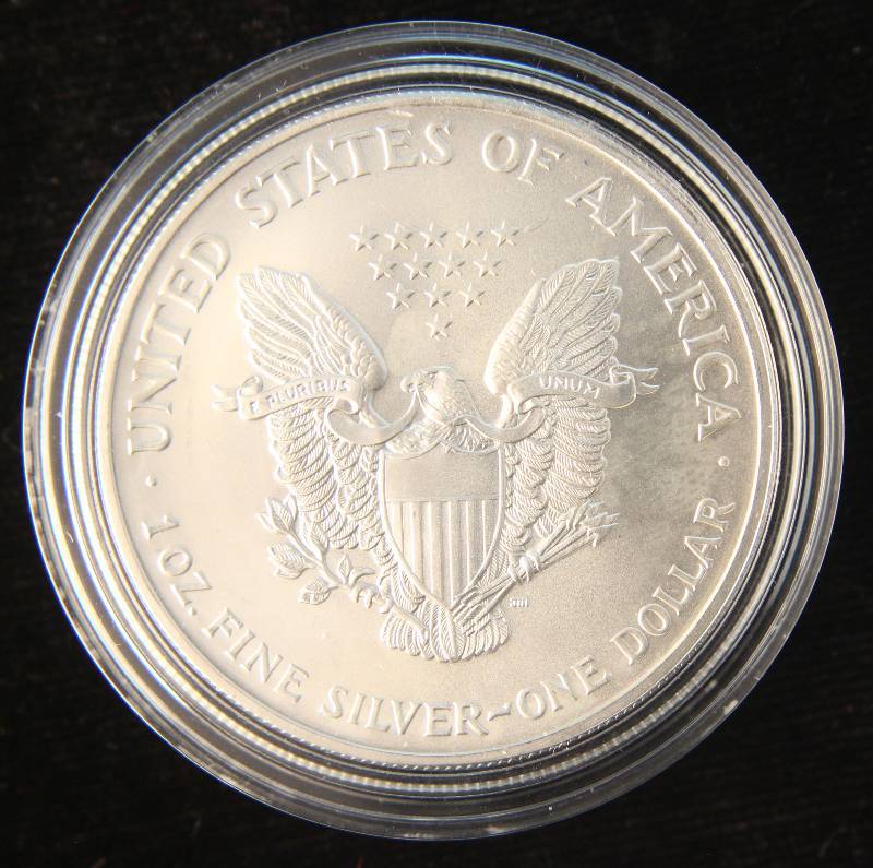 2002 AMERICAN SILVER EAGLE 1 TROY OZ. .999 FINE SILVER IN AIRTITE