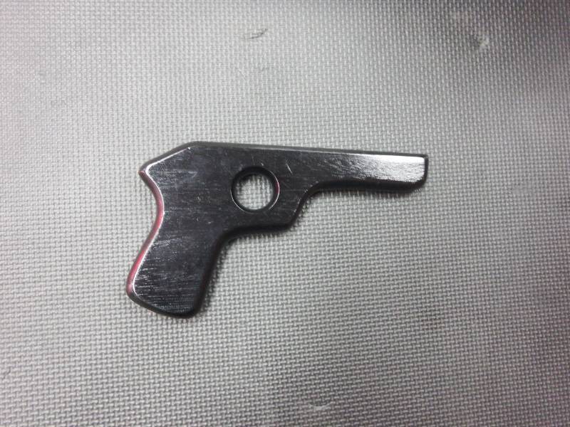 5 - Rubber Knives and 4 - Wooden Guns