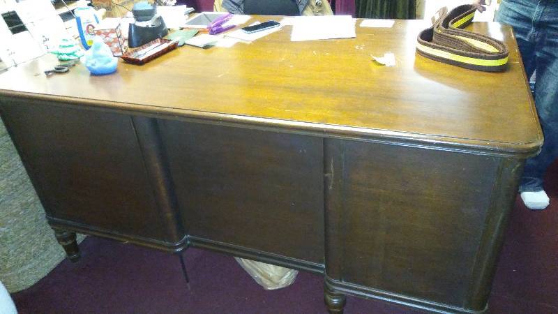 Office Desk - L60 x W34 x H30 12