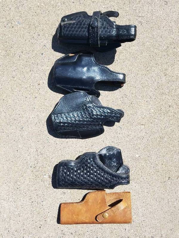 DIFFERENT STYLE GUN HOSTLERS