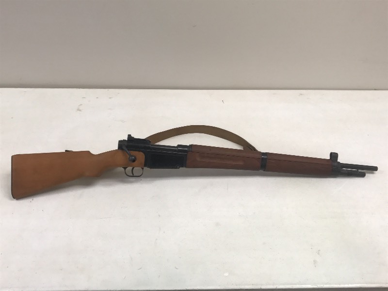 lot 14 image: C.A.I. 1936 Hunting Rifle