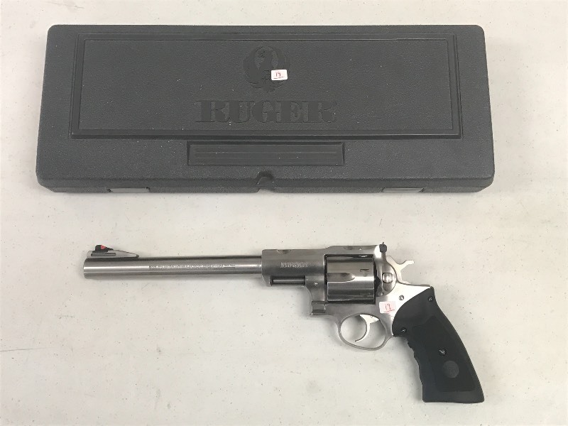 lot 19 image: Ruger Super Redhawk .44-Magnum