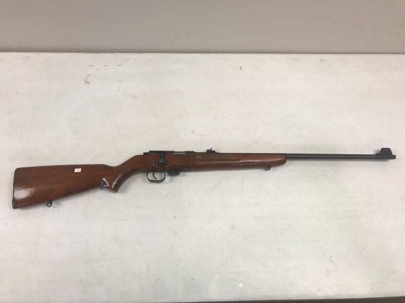 lot 33 image: Romanian Training Rifle