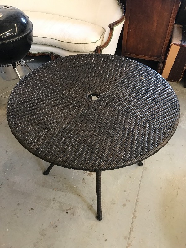lot 406 image: ROUND RESIN WICKER PATIO TABLE