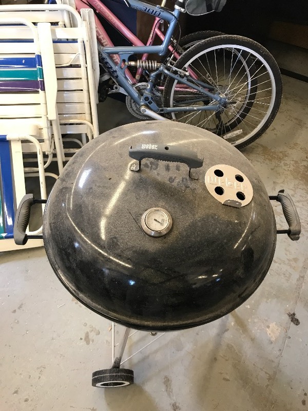 lot 410 image: WEBBER LARGE ROUND GRILL