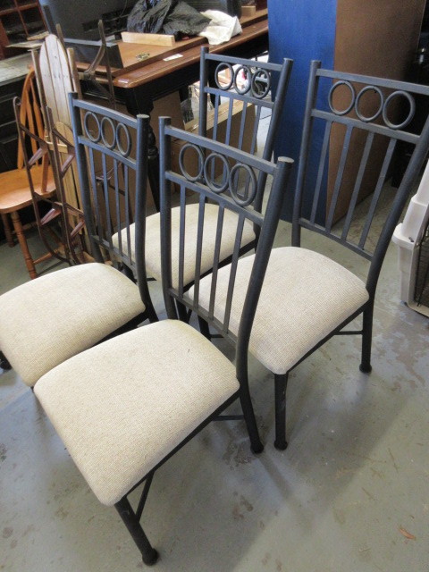 lot 420 image: METAL AND UPHOLSTERED TABLE CHAIRS