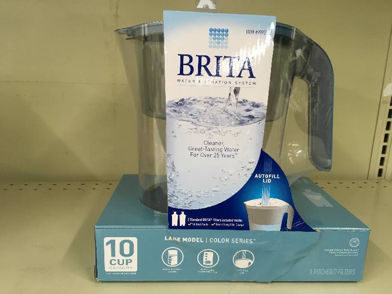 BRITA LAKE 10 CUP PITCHER, RETAIL $29.99