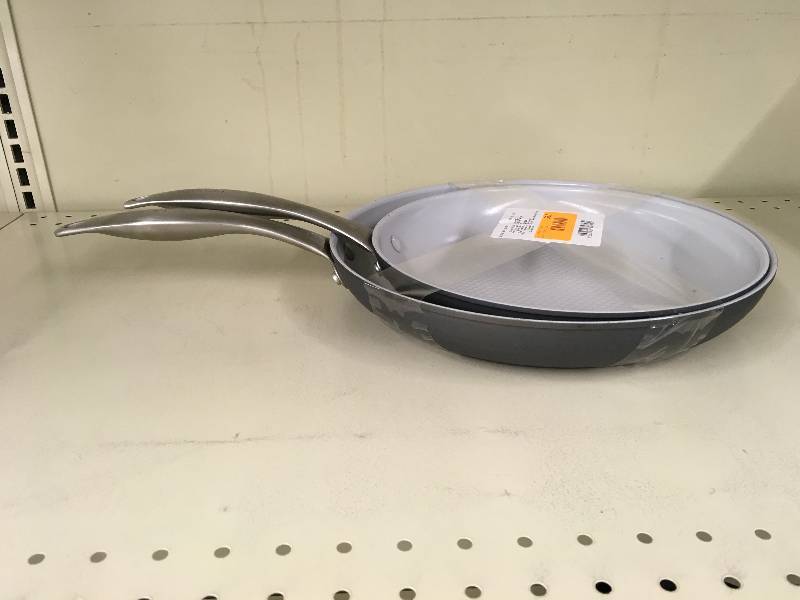 GREENPAN 2PC FRYPAN SET, RETAIL $39.99
