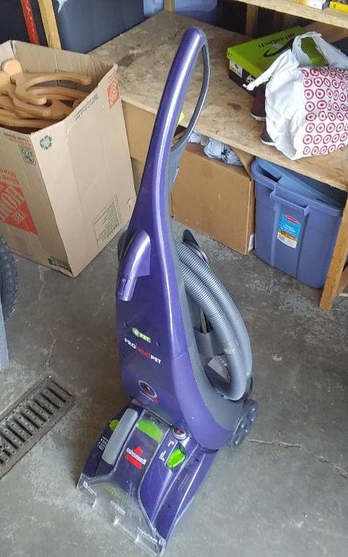 Bissell Pro-Heat Pet Carpet Cleaner