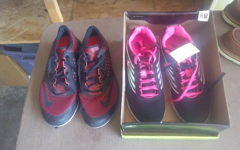 NEW Ladies Athle-Tech Sneakers Size 8-12, Ladies NIKE Sneakers Size 9