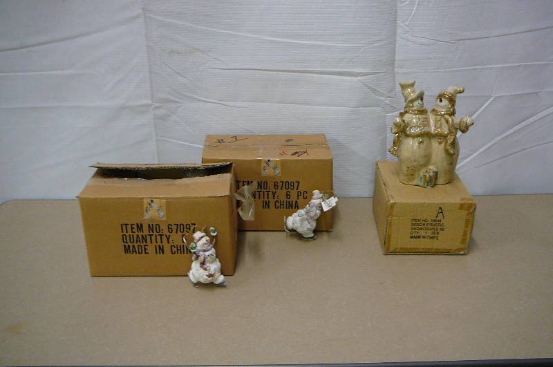lot 2 image: 2 - 6 Piece Snowman tree ornaments NEW 1- 8.5 Rustic snow couple Christmas decorations
