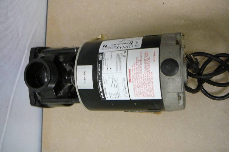 lot 10 image: Olympian series pump 1 Hp SPL Model # 97311-420 Serial # 1174079
