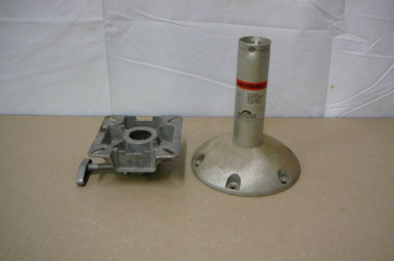 lot 12 image: Boat seat pedestal and base 12 high