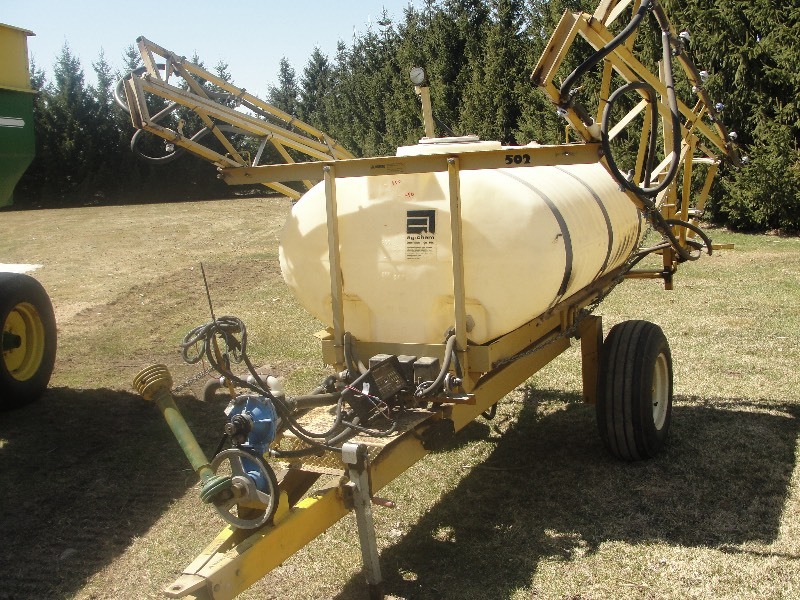 AG-CHEM 500 GALLON  18 - 30 ROW SPRAYER