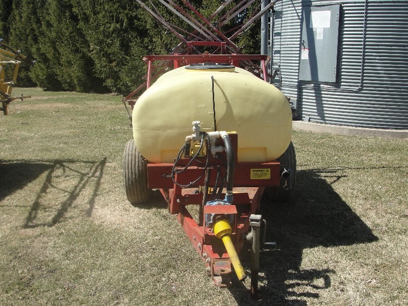 HARDI 500 GALLON  16-30 ROW SPRAYER