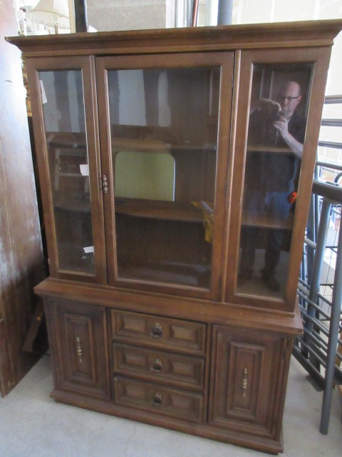 CHINA CABINET