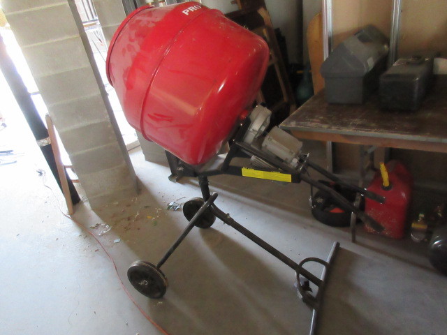 ROLLING CEMENT MIXER